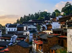 包含福建男篮分享球队动态全力以赴，备战夏季热身赛|孙亚辉分享休赛期特训Vlog既兴奋又期待的词条