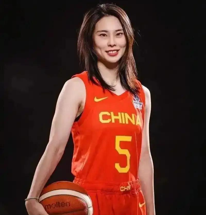 九游体育-宫鲁鸣为女篮亚洲杯练兵两大问题急需解决