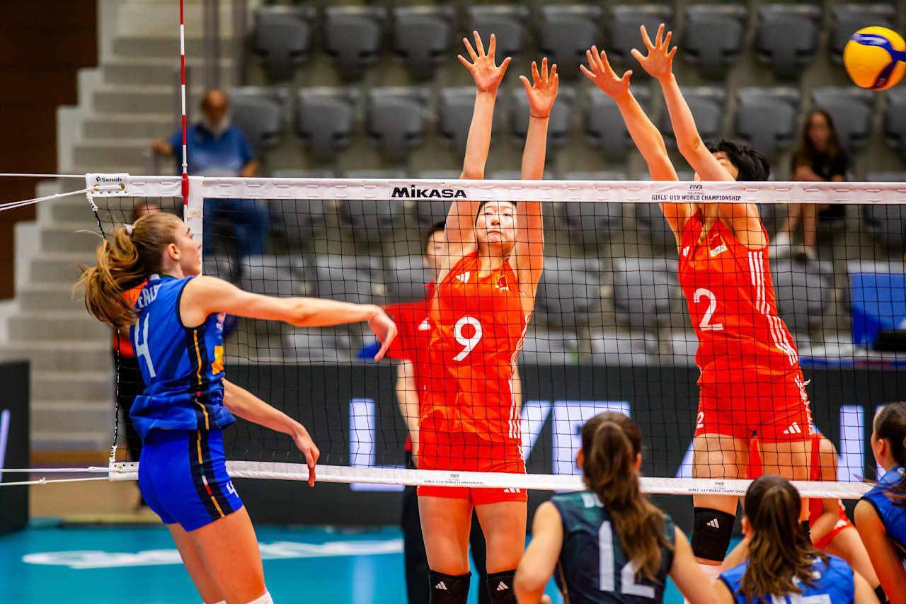 U19世锦赛-中国女排2-3意大利获第6陈晓辉空砍30分